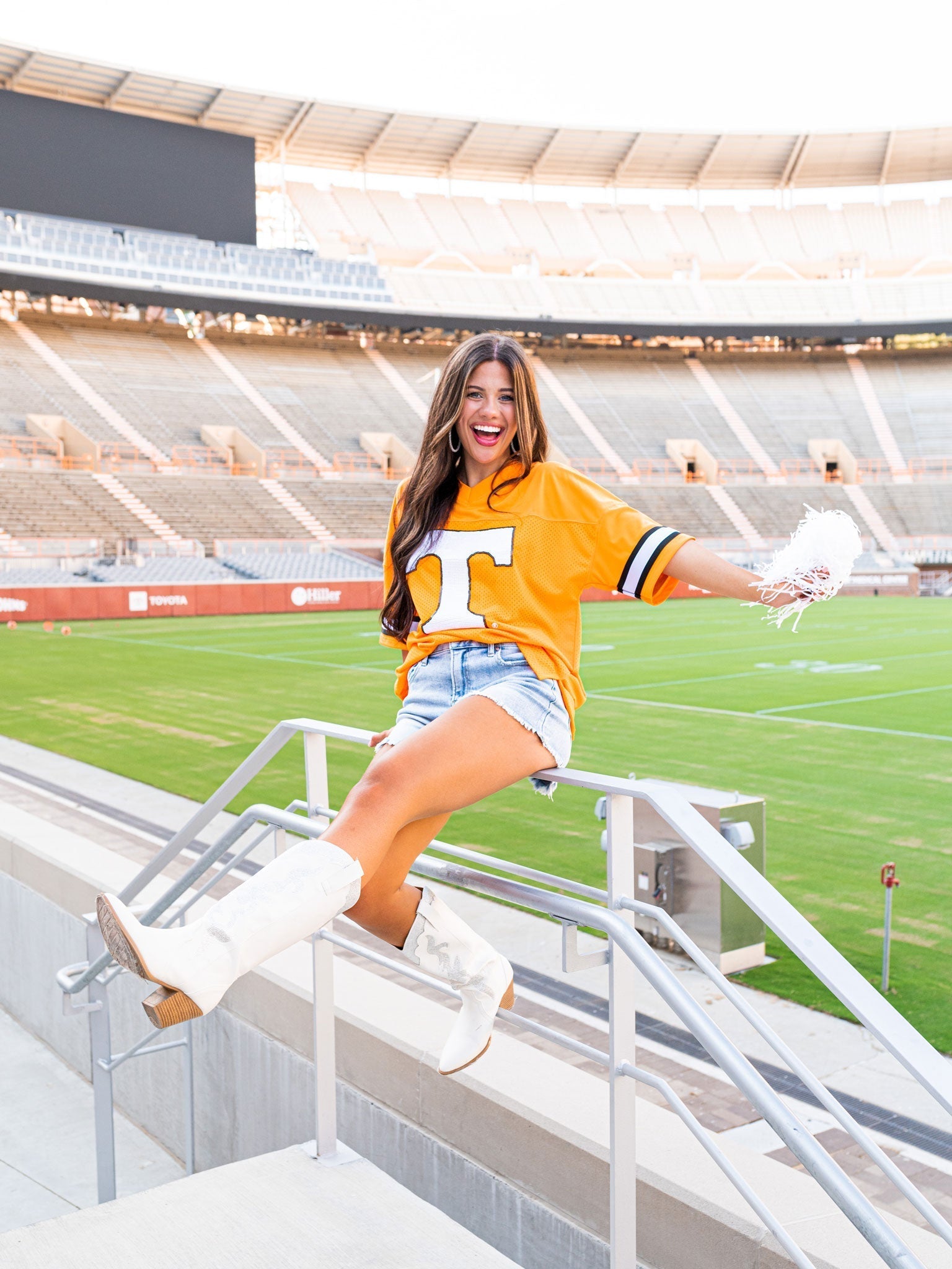 Tennessee Volunteers Rookie Move Oversized Jersey
